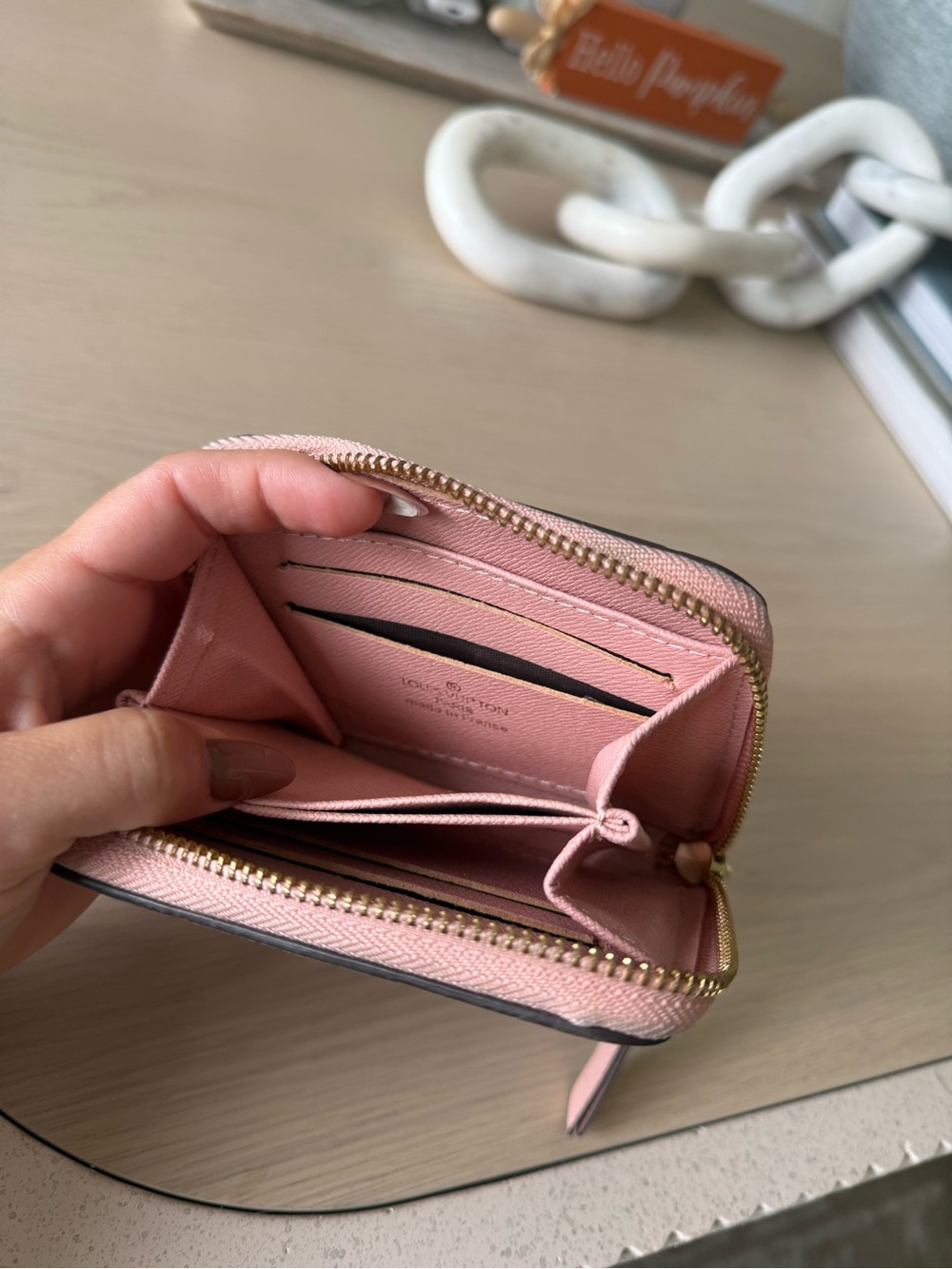 Wallet - Picture 7 of 9